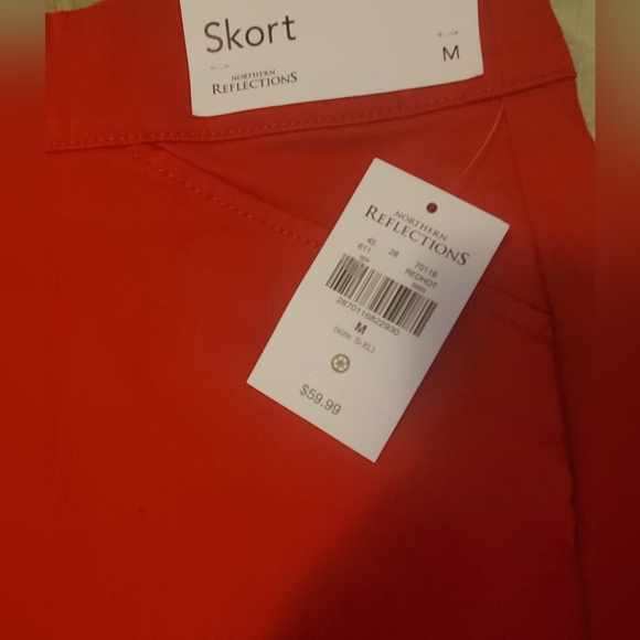 Ladies Skort - Picture 3 of 4